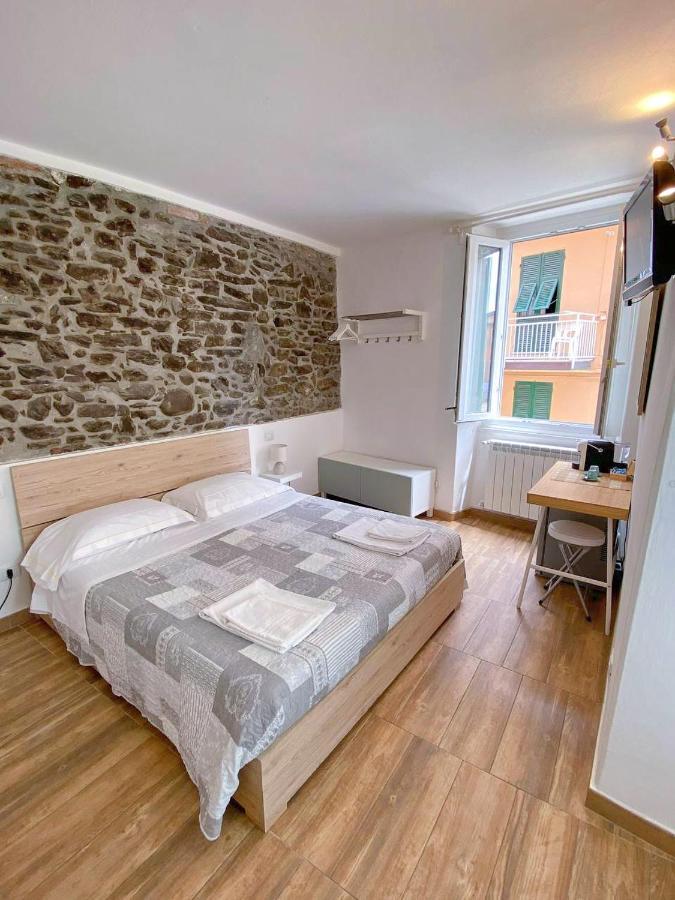 Double Room "Malvasia" - Casedirio Риомаджиоре Экстерьер фото